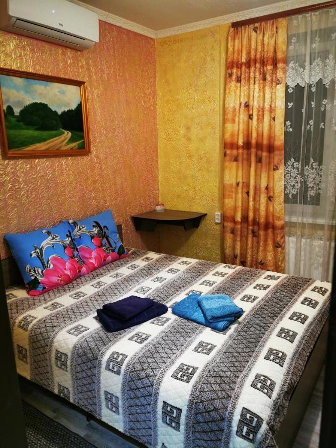 Hotel Міні Квартал Yahotyn Esterno foto