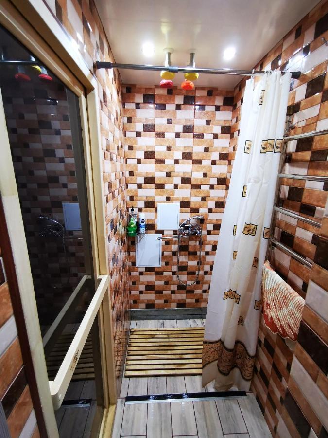 Hotel Міні Квартал Yahotyn Esterno foto